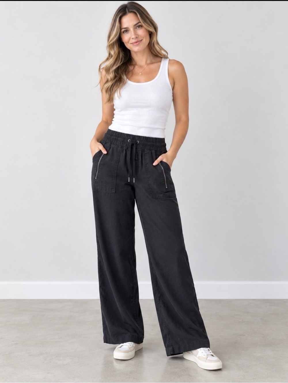 Athleta Cabo Linen Wide Leg Pants Black Size 10
Excellent condition - no fading